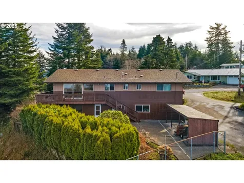 795 14th Avenue Coos Bay OR 97420
