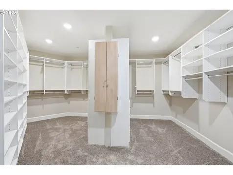 15425 NW 21st Avenue Vancouver WA 98685