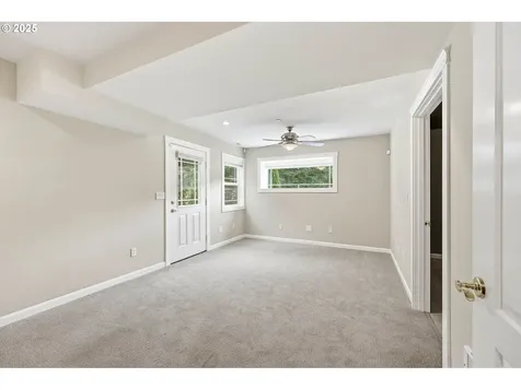 15425 NW 21st Avenue Vancouver WA 98685