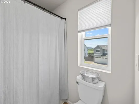 2006 NW Wessex Street Mcminnville OR 97128