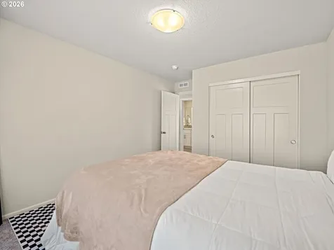 2006 NW Wessex Street Mcminnville OR 97128