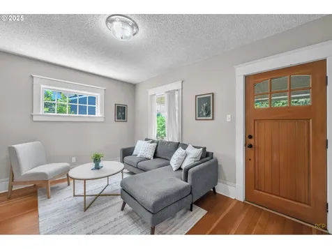 3104 SE 54th Avenue Portland OR 97206