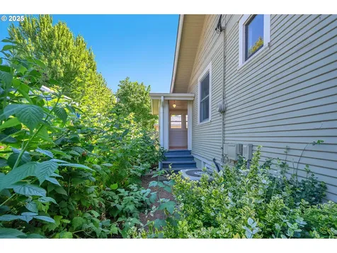 3104 SE 54th Avenue Portland OR 97206