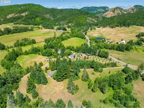 982 Reston Road Roseburg OR 97471