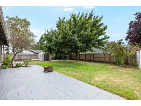2282 Eagle Loop Sutherlin OR 97479