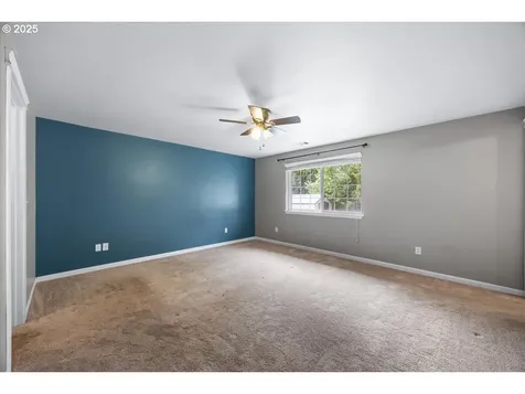 2282 Eagle Loop Sutherlin OR 97479