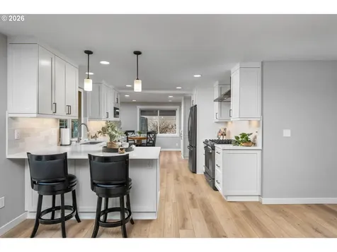 6015 SW Glenbrook Road Beaverton OR 97007