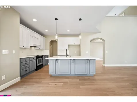 3701 NW 9th Loop Camas WA 98607
