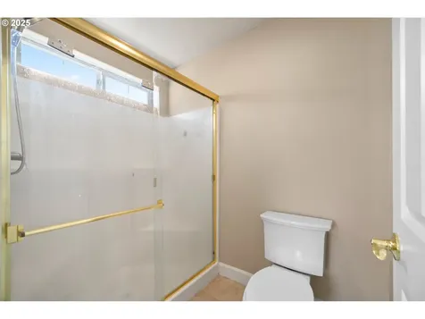 3701 NW 9th Loop Camas WA 98607