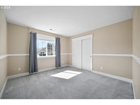 3701 NW 9th Loop Camas WA 98607