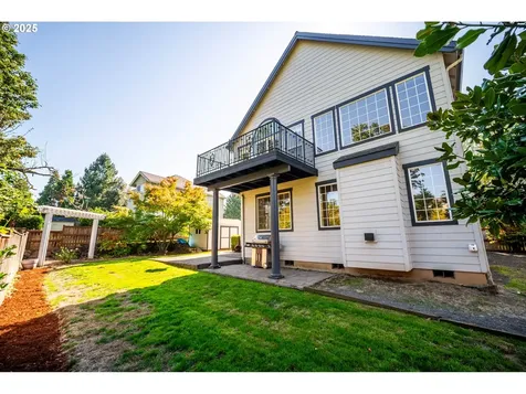 3701 NW 9th Loop Camas WA 98607