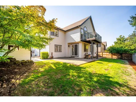 3701 NW 9th Loop Camas WA 98607