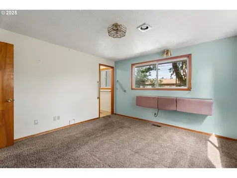 6704 Kansas Street Vancouver WA 98661
