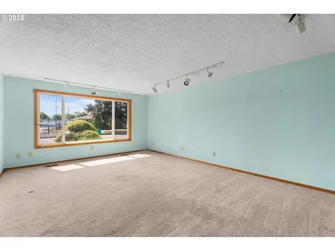 6704 Kansas Street Vancouver WA 98661