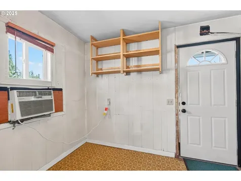 3945 NE Bryant Street Portland OR 97211