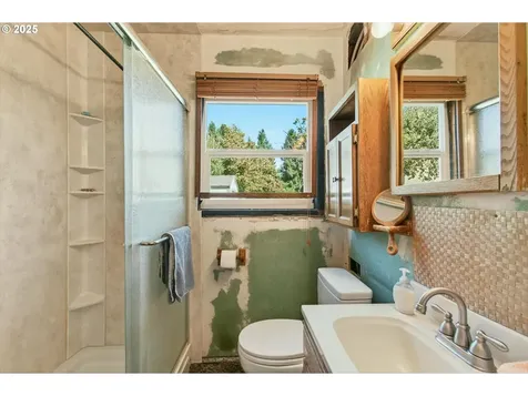 3945 NE Bryant Street Portland OR 97211