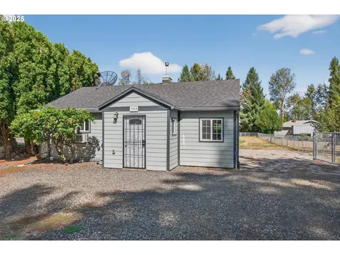 3945 NE Bryant Street Portland OR 97211
