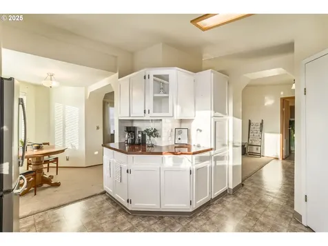 1502 Frontier Circle Forest Grove OR 97116