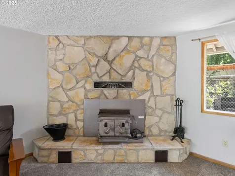 1007 NE 82nd Avenue Vancouver WA 98664