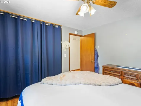 1007 NE 82nd Avenue Vancouver WA 98664