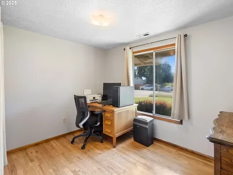 1007 NE 82nd Avenue Vancouver WA 98664