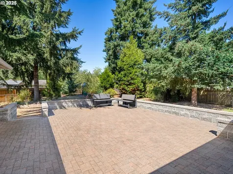 1007 NE 82nd Avenue Vancouver WA 98664