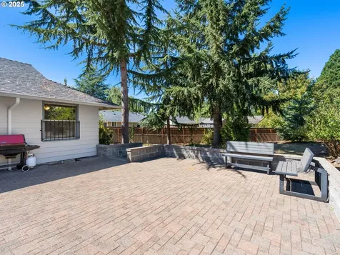 1007 NE 82nd Avenue Vancouver WA 98664