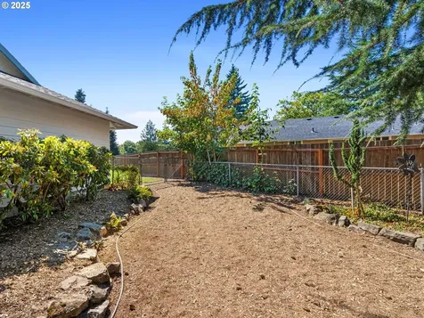 1007 NE 82nd Avenue Vancouver WA 98664