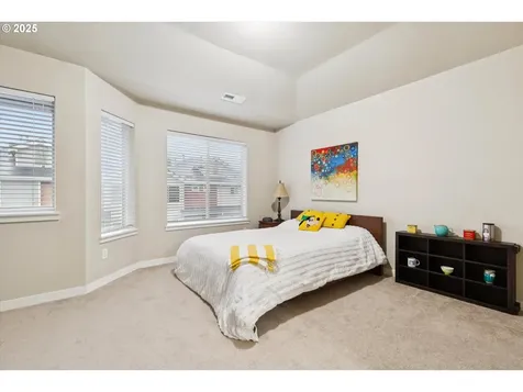 406 NE Patricia Ann Place Hillsboro OR 97006