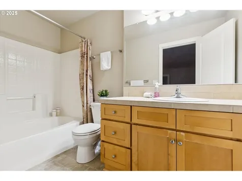406 NE Patricia Ann Place Hillsboro OR 97006