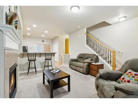406 NE Patricia Ann Place Hillsboro OR 97006