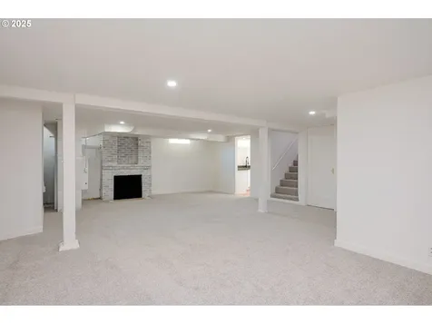 3307 NE 74th Avenue Portland OR 97213