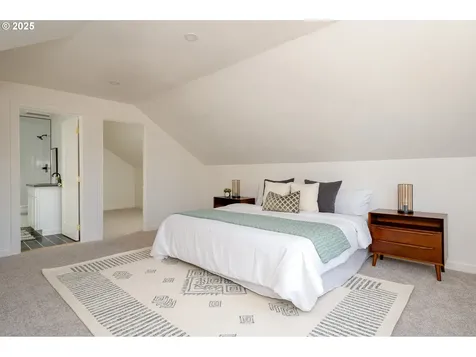 3307 NE 74th Avenue Portland OR 97213