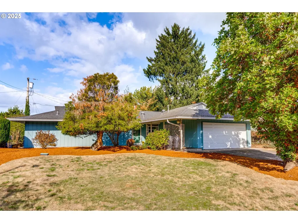 12639 NE Wasco Street Portland OR 97230