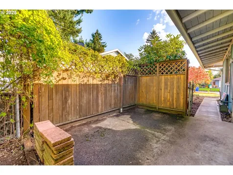 12639 NE Wasco Street Portland OR 97230