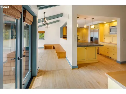 3710 Emerald Street Eugene OR 97405