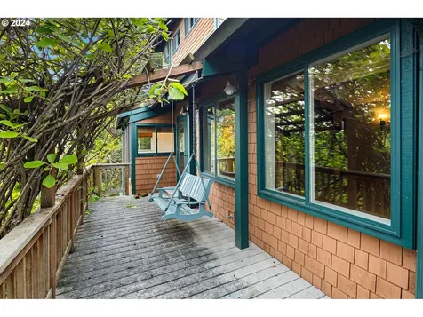 3710 Emerald Street Eugene OR 97405