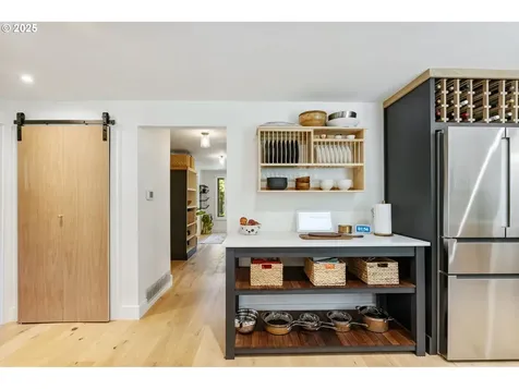 9335 SW View Terrace Portland OR 97224