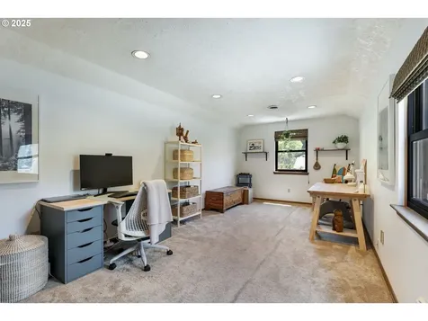 9335 SW View Terrace Portland OR 97224