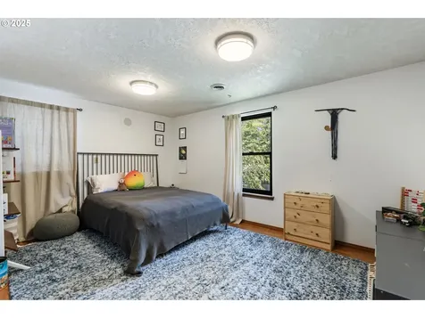 9335 SW View Terrace Portland OR 97224