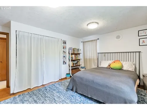 9335 SW View Terrace Portland OR 97224