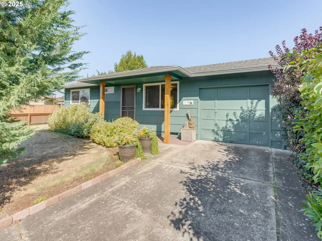 1571 Sallal Court Woodburn OR 97071