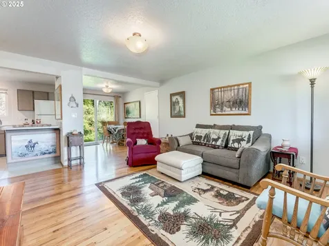 1571 Sallal Court Woodburn OR 97071