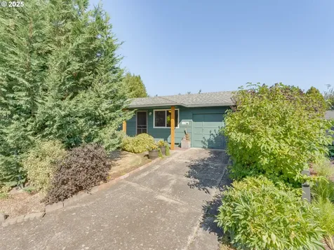 1571 Sallal Court Woodburn OR 97071