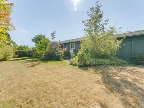 1571 Sallal Court Woodburn OR 97071