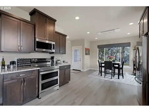 200 Platinum Drive Roseburg OR 97471