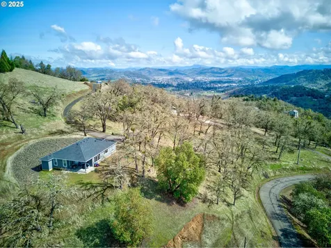200 Platinum Drive Roseburg OR 97471
