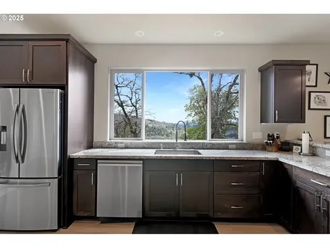 200 Platinum Drive Roseburg OR 97471