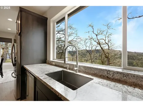 200 Platinum Drive Roseburg OR 97471