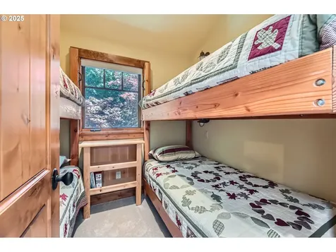 34560 NE Wilsonville Road Newberg OR 97132